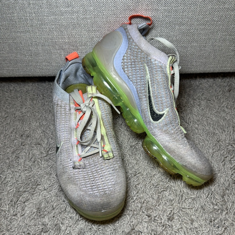 NIKE Women’s Air VaporMax Flyknit Sneakers 8